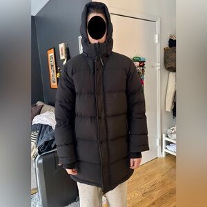 Aritzia Super Puff - Mid Length